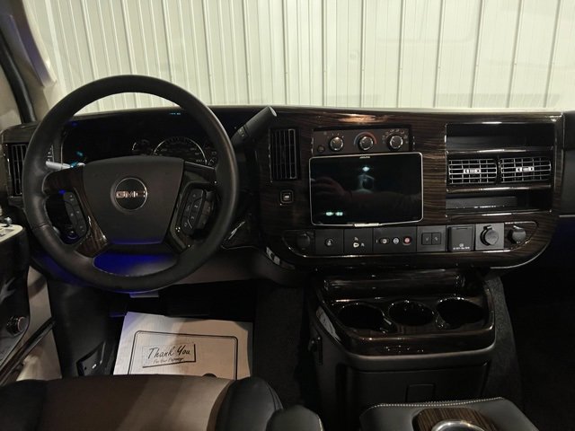 Used 2025 GMC Savana 2500 w/ Driver Convenience Package image 38