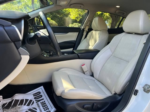 Used 2017 Nissan Maxima 3.5 SV w/ Dynamic Package FWD image 13