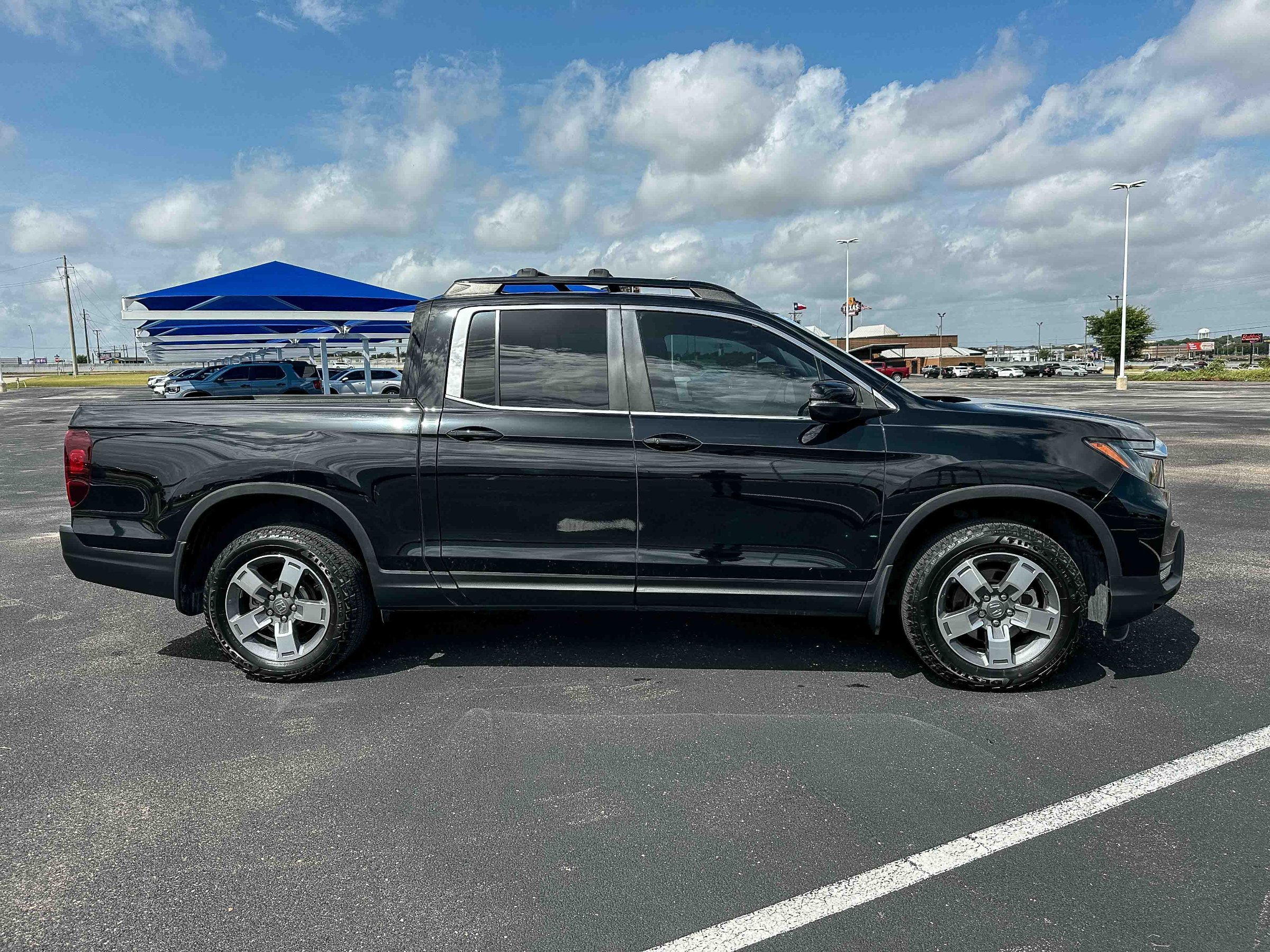 Certified 2024 Honda Ridgeline RTL image 5