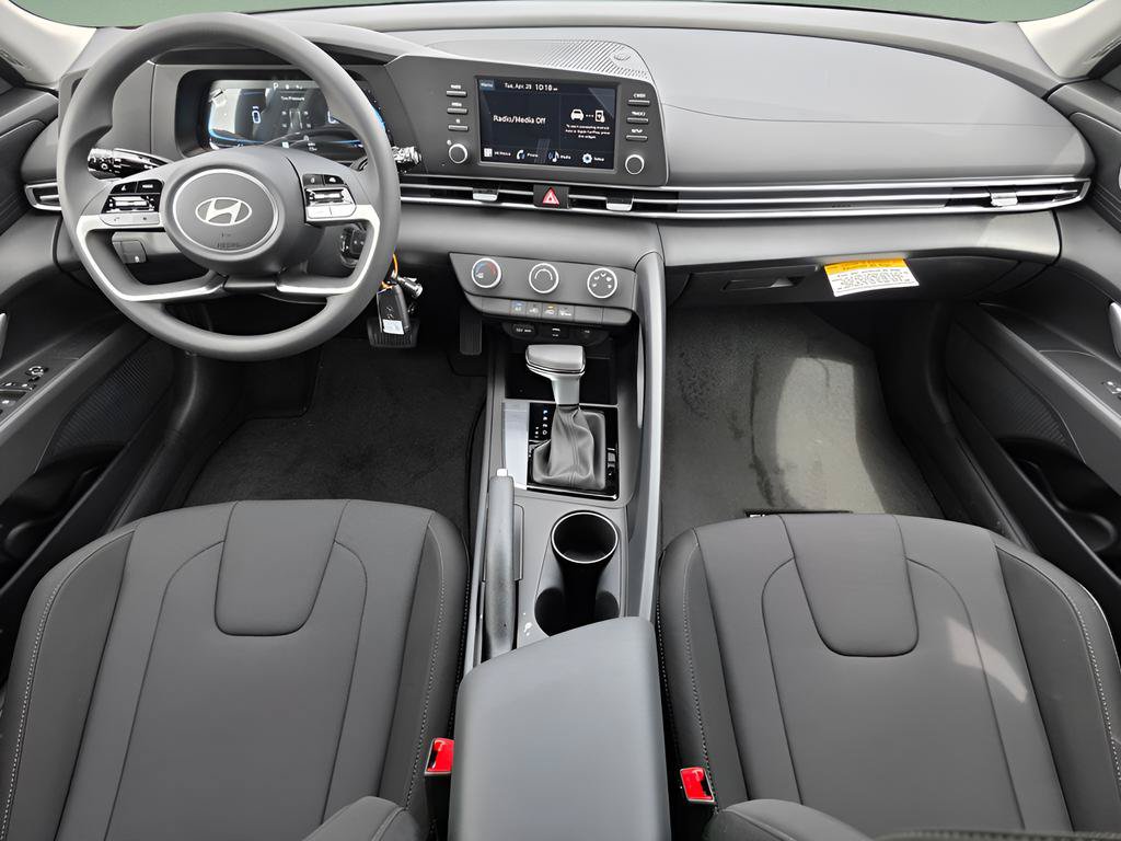New 2026 Hyundai Elantra SE w/ Cargo Package FWD image 15