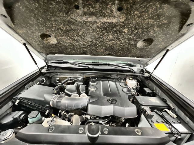 Certified 2023 Toyota 4Runner SR5 Premium w/ Moonroof Package AWD/4WD image 30