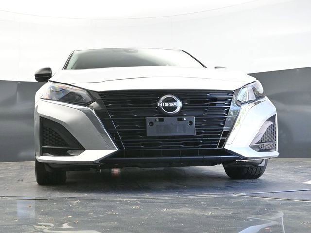 Used 2024 Nissan Altima 2.5 SV image 33
