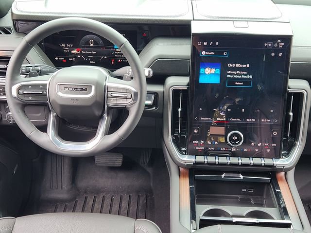 Used 2026 GMC Yukon Denali w/ Sun & Power Step Package AWD/4WD image 27