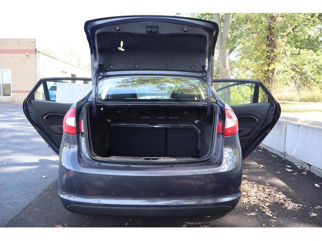 Used 2013 Ford Fiesta SE image 14