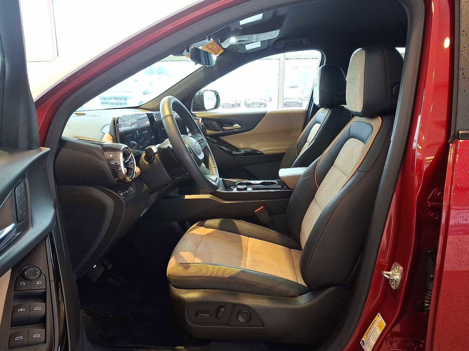 Certified 2025 Chevrolet Equinox ACTIV w/ Safety and Technology Package image 14