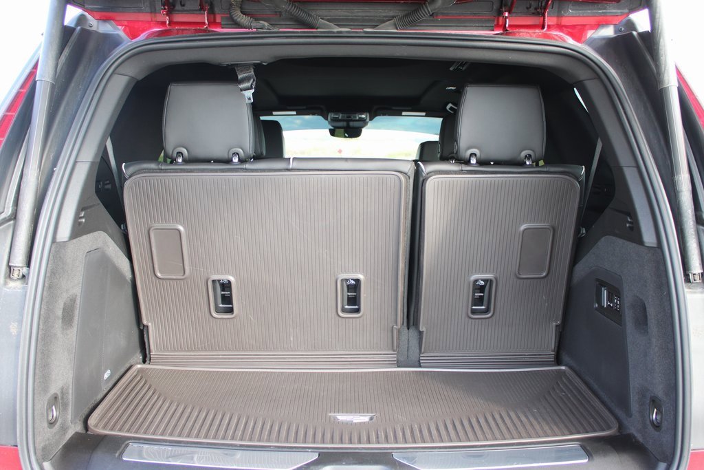 Used 2023 Cadillac Escalade Premium Luxury w/ Performance Package image 41