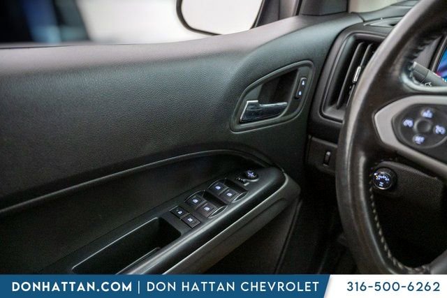 Used 2022 Chevrolet Colorado LT w/ LT Convenience Package image 16