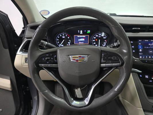 Used 2021 Cadillac XT6 Premium Luxury image 10