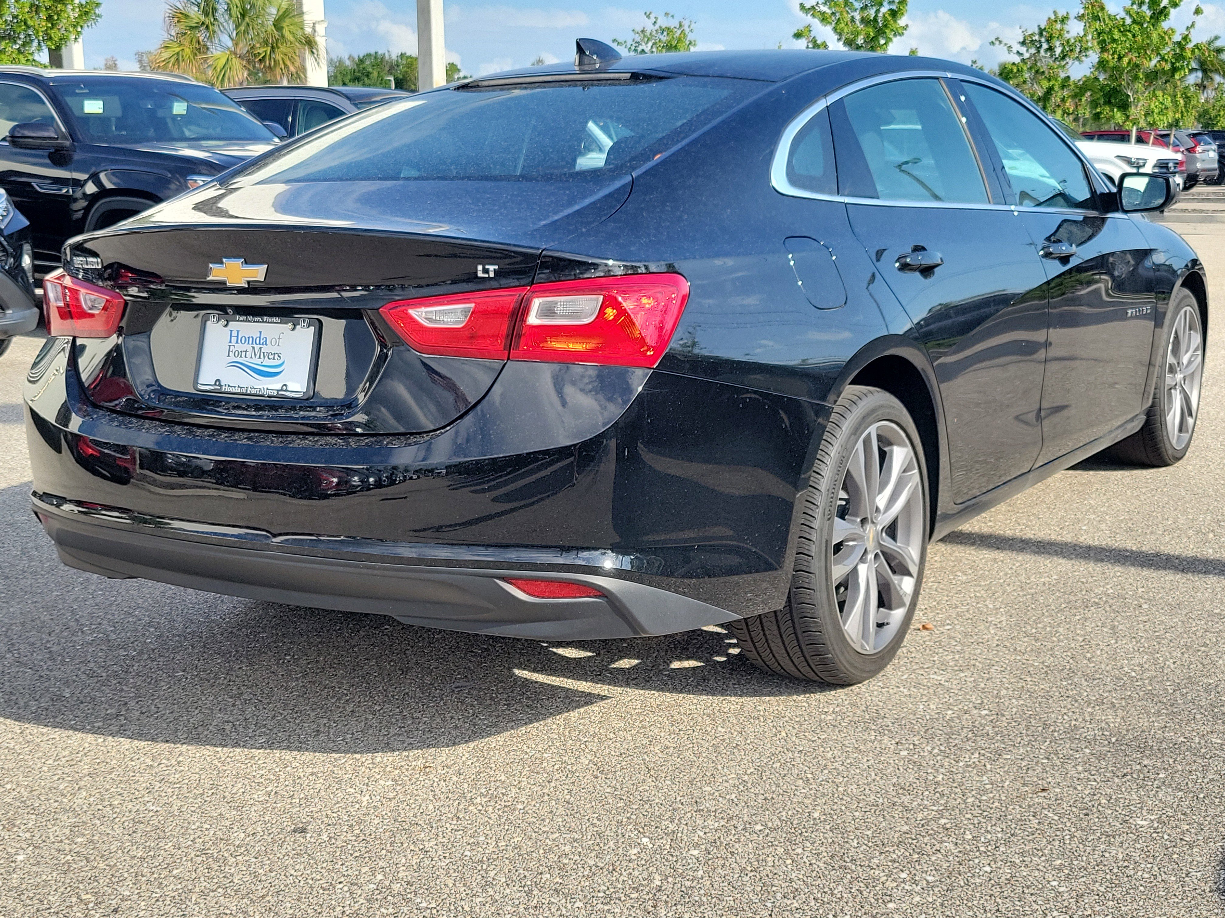 Used 2023 Chevrolet Malibu LT FWD image 6