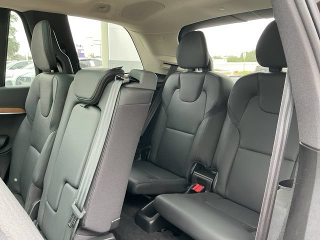 Certified 2024 Volvo XC90 T8 Plus w/ Protection Package Premier AWD/4WD image 32