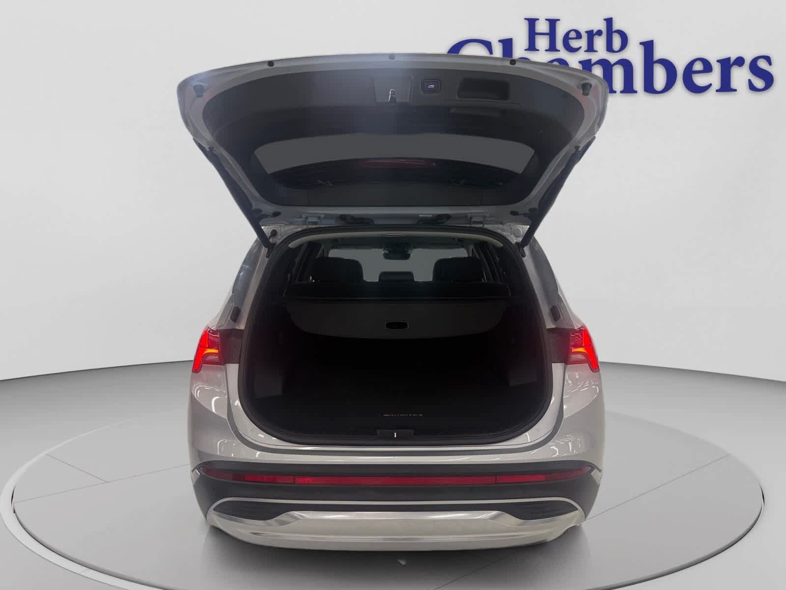 Used 2023 Hyundai Santa Fe SEL Convenience AWD/4WD image 4