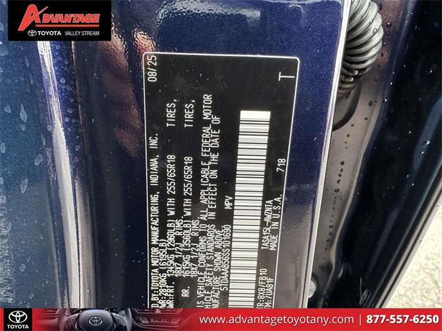 Certified 2025 Toyota Grand Highlander AWD image 23