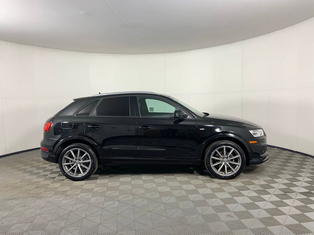 Used 2018 Audi Q3 2.0T Premium image 2