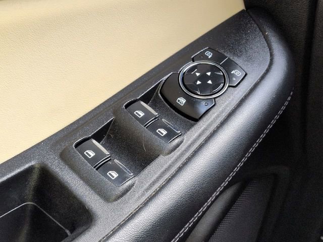 Certified 2024 Ford Edge SE image 21