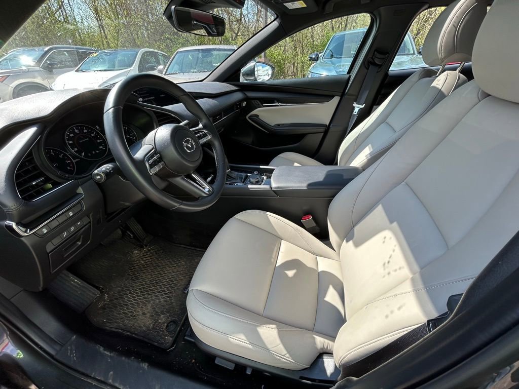 Used 2023 MAZDA MAZDA3 s image 3
