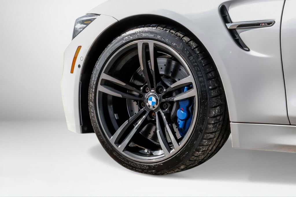 Used 2018 BMW M4 Convertible image 67