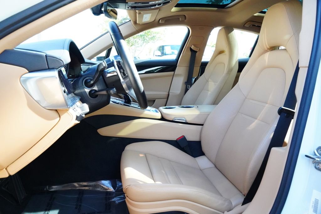 Used 2020 Porsche Panamera 4 AWD/4WD image 15