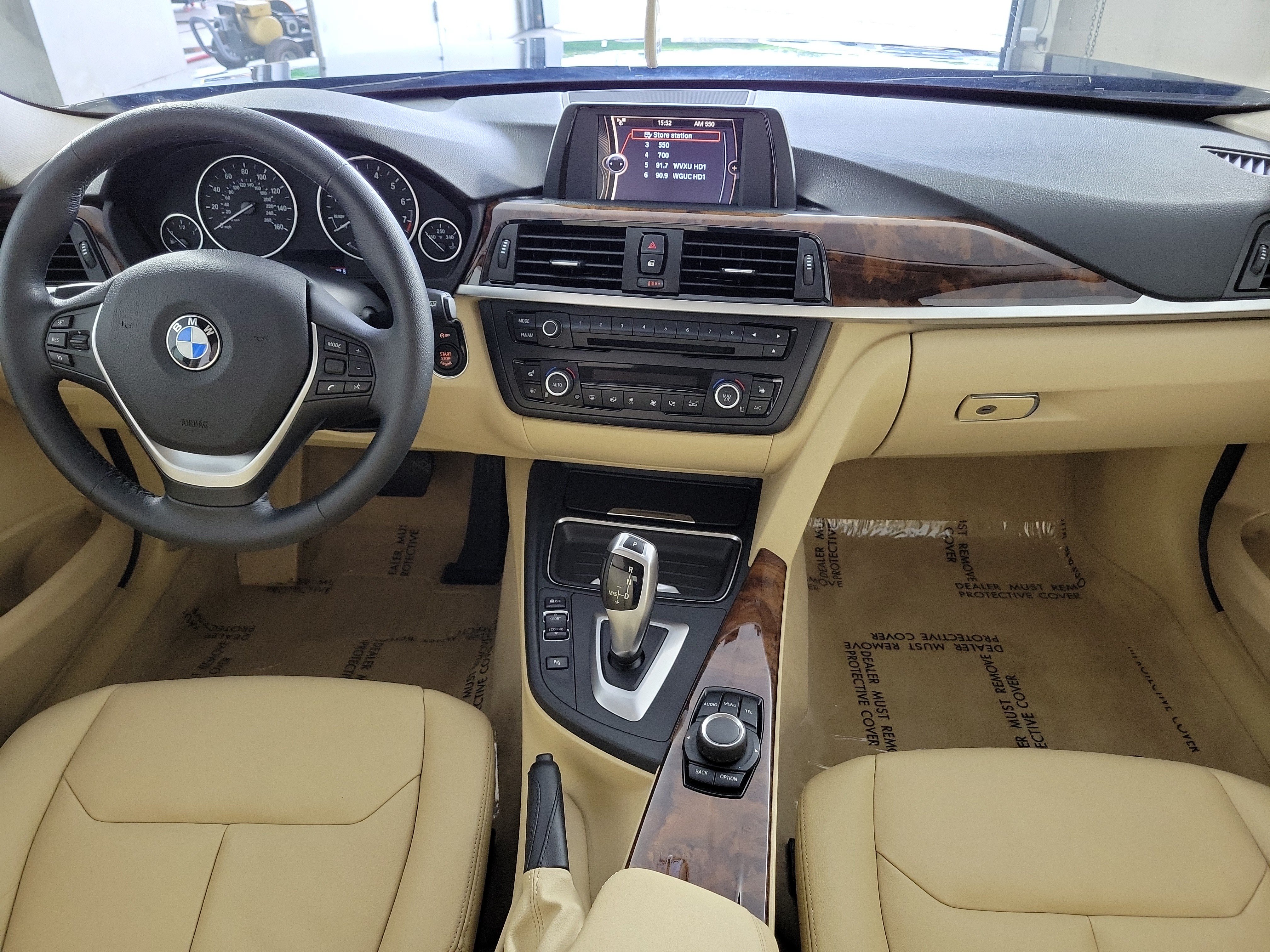 Used 2014 BMW 335i xDrive Sedan AWD/4WD image 11