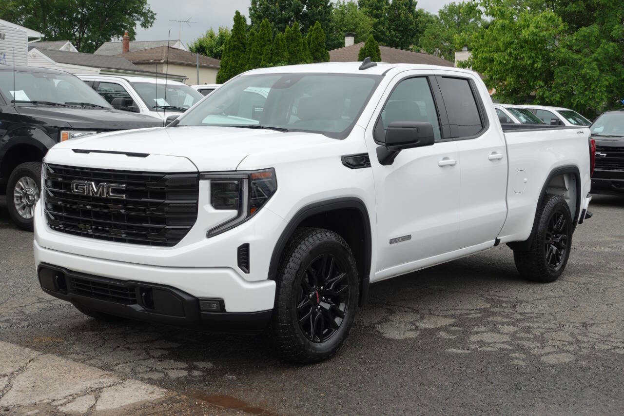 Used 2023 GMC Sierra 1500 Elevation image 1
