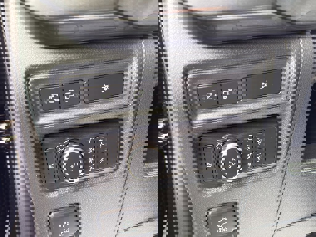 Used 2022 Ford F150 XLT w/ Equipment Group 302A High image 17