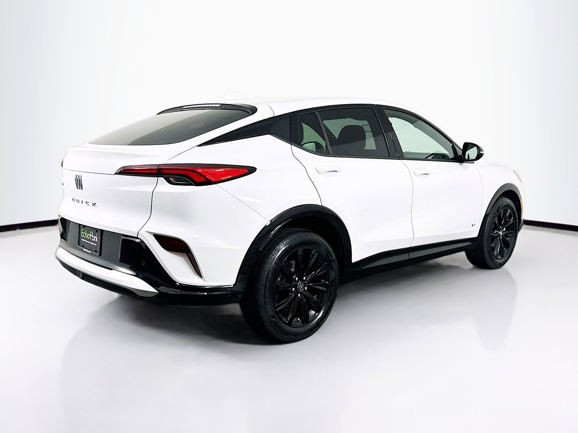 Used 2025 Buick Envista Sport Touring image 9