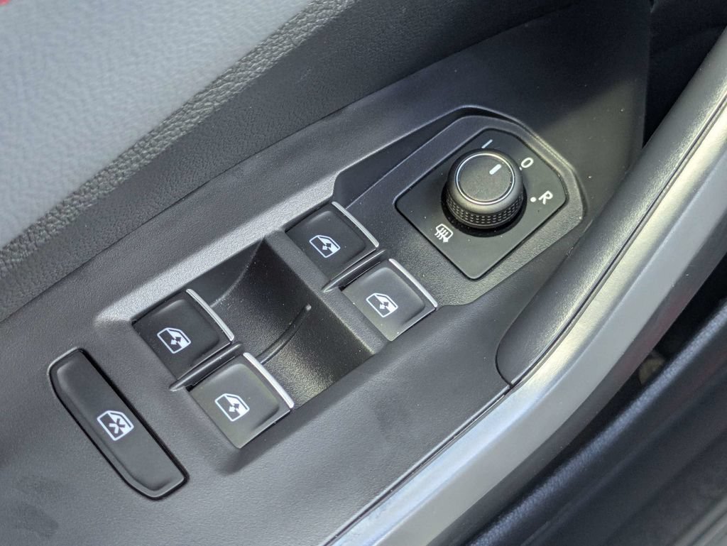 Certified 2025 Volkswagen Jetta GLI Autobahn FWD image 24
