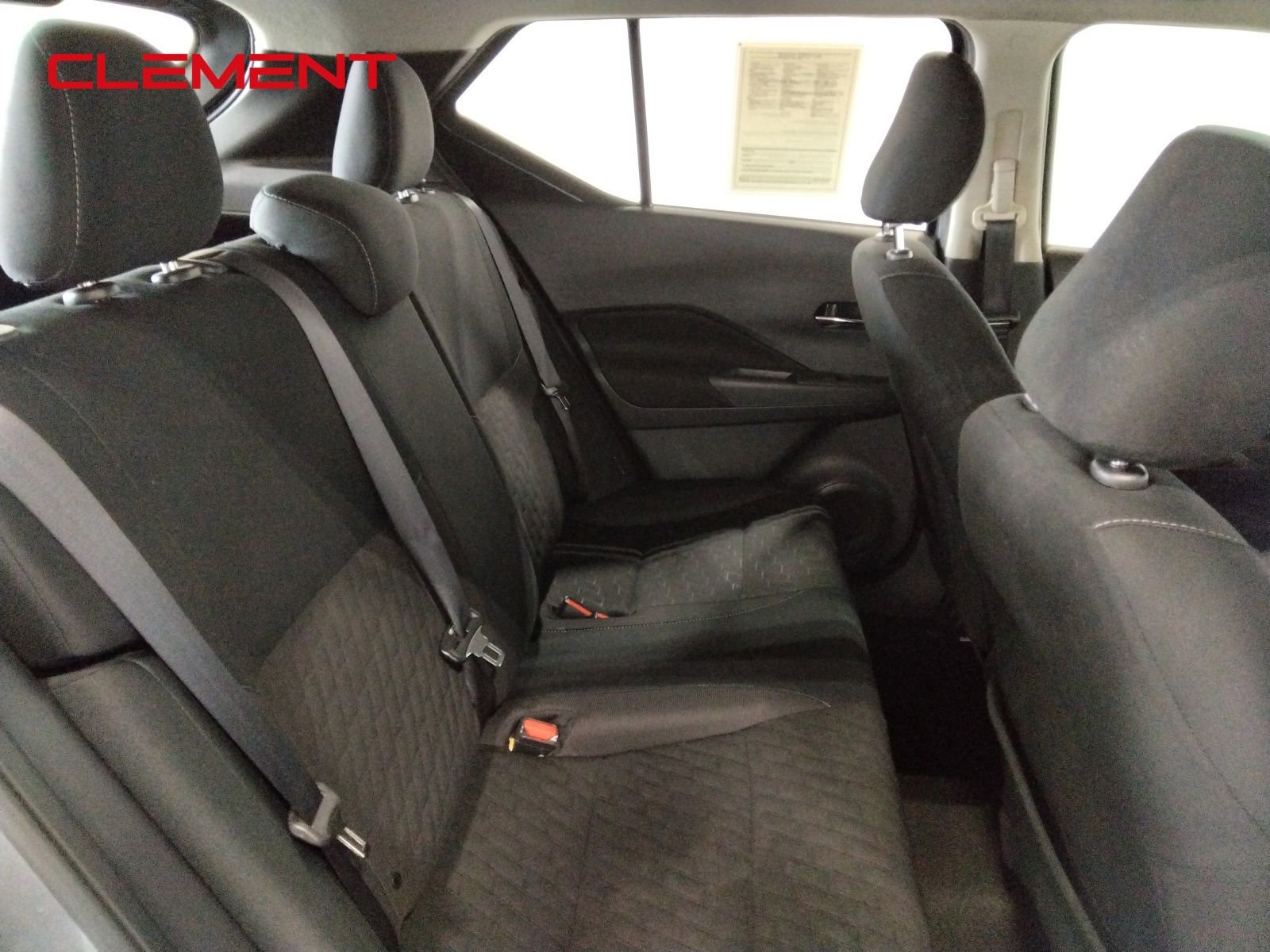 Used 2024 Nissan Kicks SV image 31
