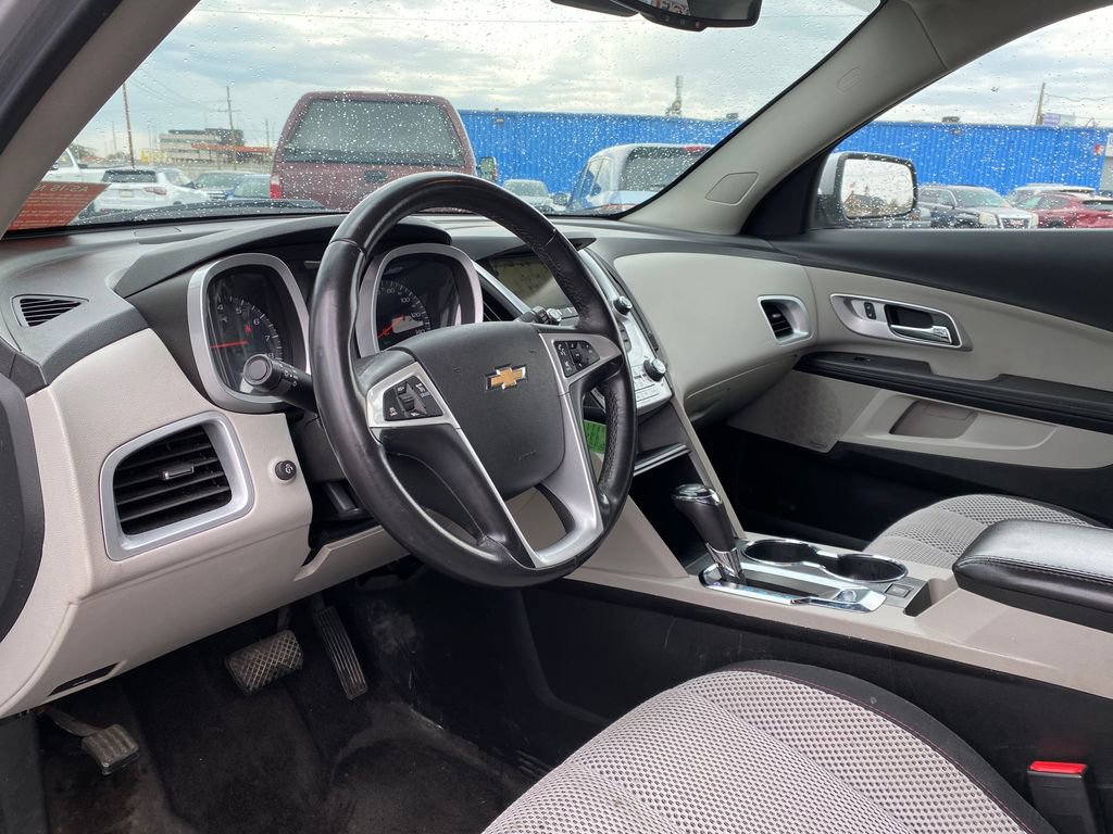 Used 2016 Chevrolet Equinox LT w/ Convenience Package FWD image 9