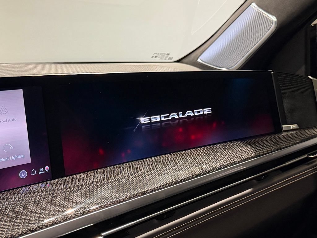 Used 2026 Cadillac Escalade ESV V AWD/4WD image 27