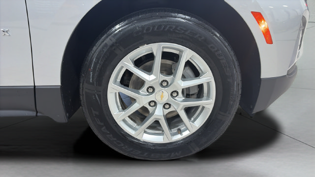 Used 2022 Chevrolet Equinox LT AWD/4WD image 24