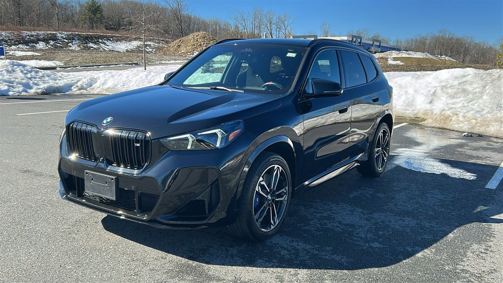 Used 2024 BMW X1 M35i w/ Premium Package image 4