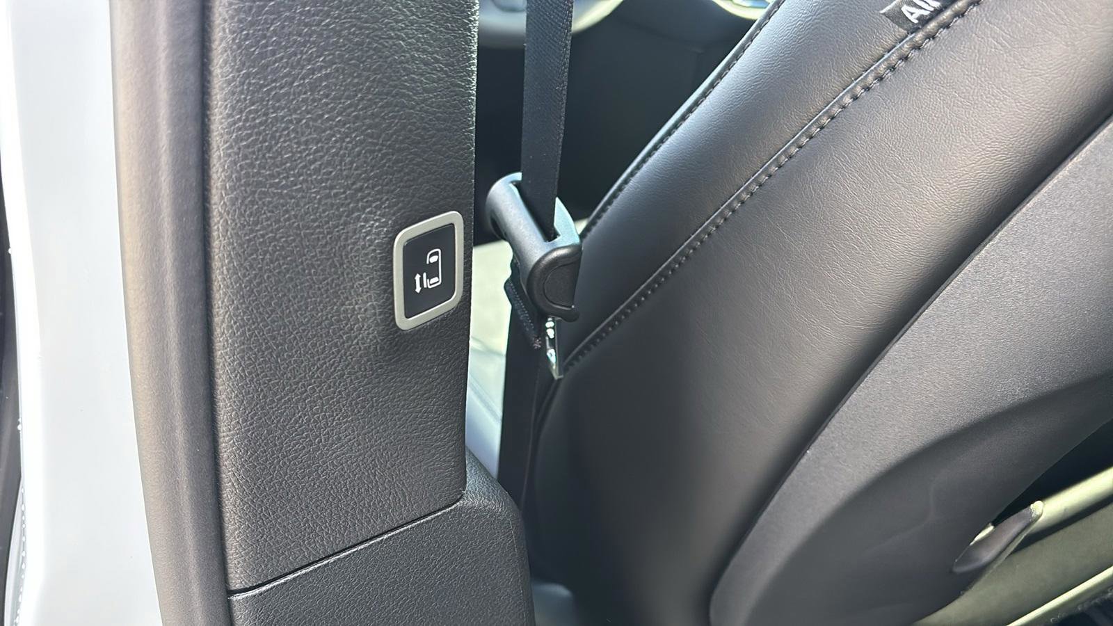 New 2026 Chrysler Pacifica Select image 27