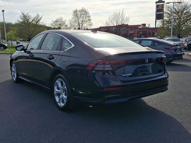 Certified 2023 Honda Accord LX image 4