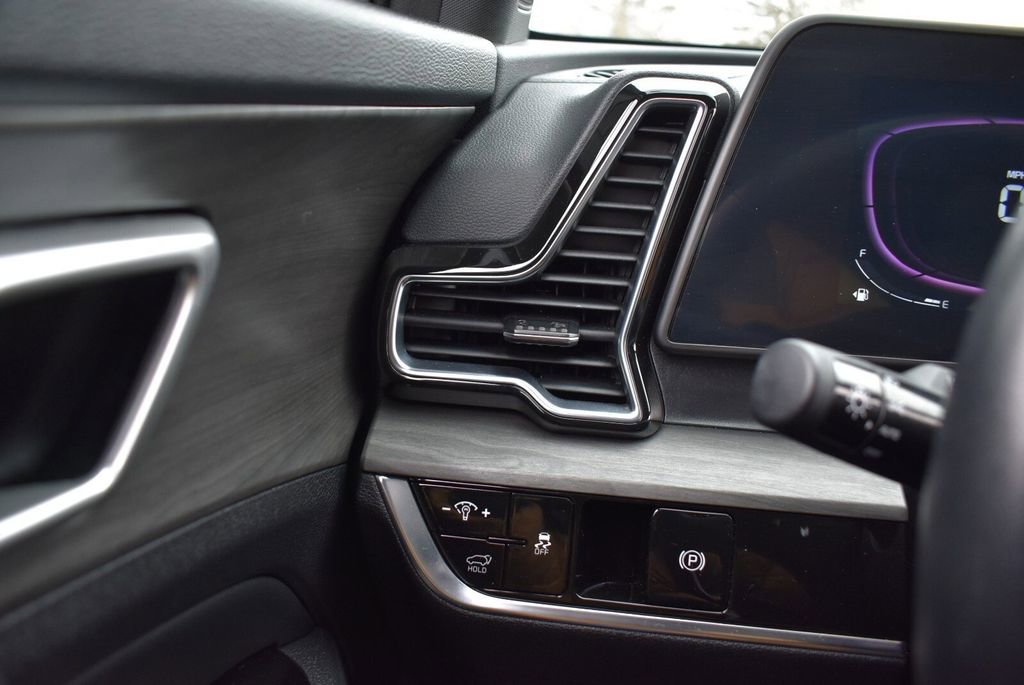 Used 2024 Kia Sportage X-Line w/ X-Line Premium Package image 27
