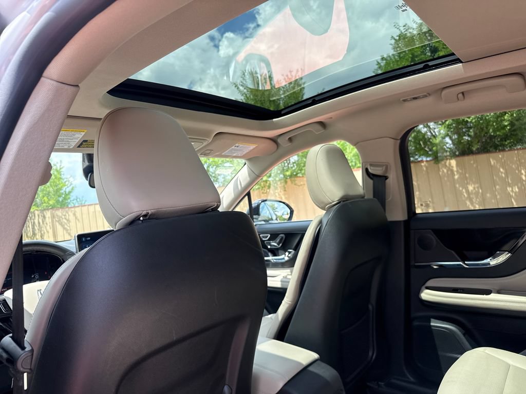 Certified 2025 Lincoln Corsair Grand Touring AWD/4WD image 25