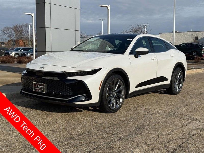 Used 2024 Toyota Crown Limited w/ Advanced Technology Package image 7