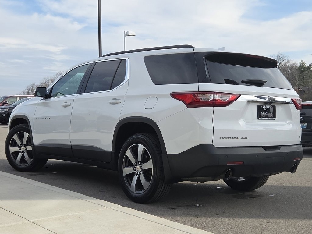 Used 2020 Chevrolet Traverse LT w/ LT Premium Package image 24