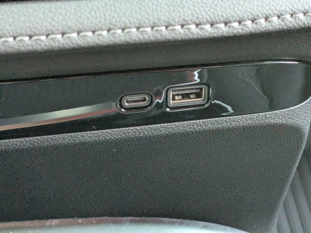 New 2025 Buick Enclave Sport Touring w/ LPO, Floor Liner Package image 20