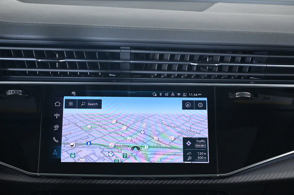 New 2026 Audi RS Q8 performance image 12