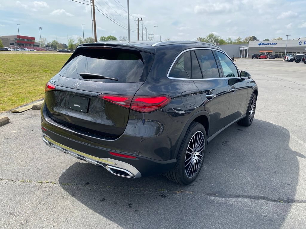Used 2024 Mercedes-Benz GLC 300 image 9