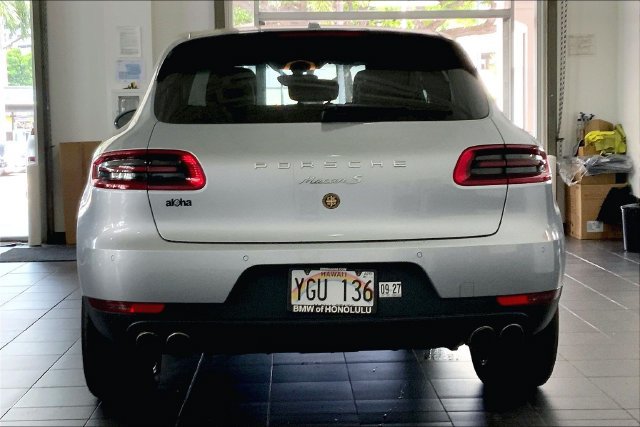 Used 2016 Porsche Macan S AWD/4WD image 4
