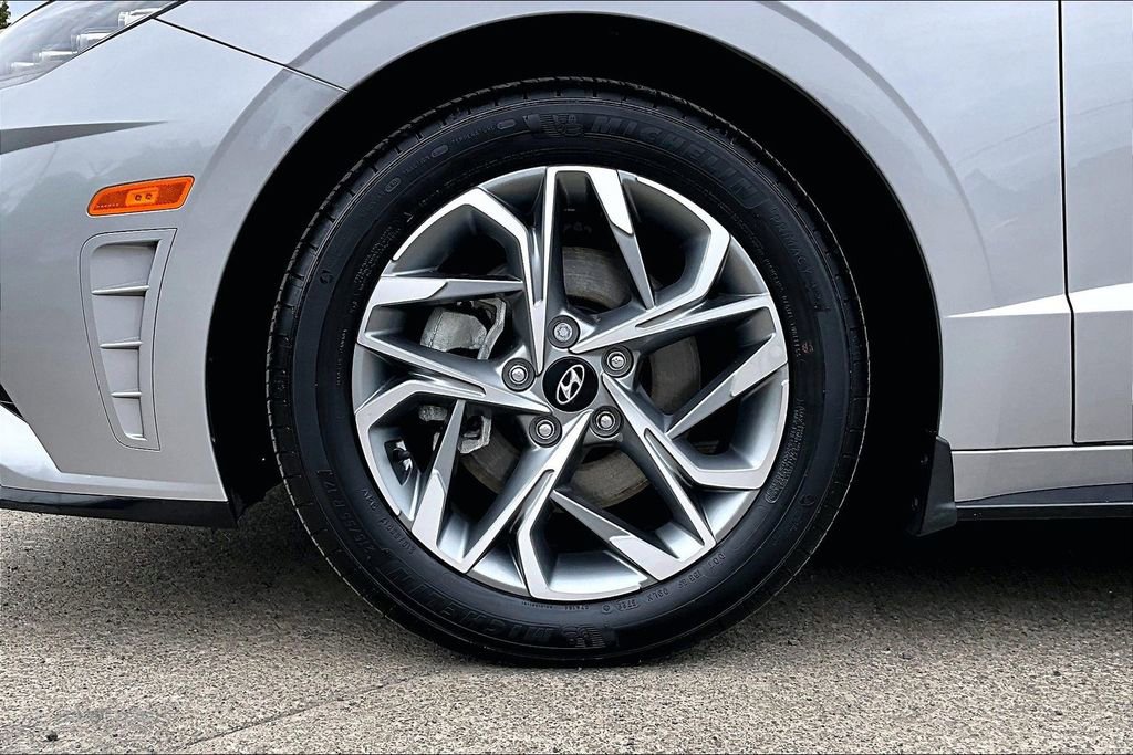 Used 2023 Hyundai Sonata SEL FWD image 12