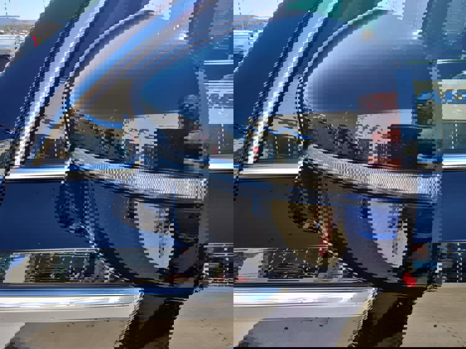 Used 2024 Kia Sorento S image 9