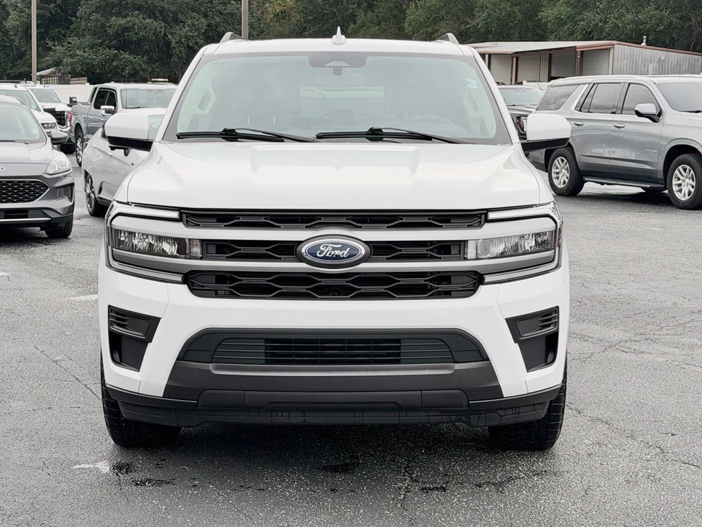 Used 2024 Ford Expedition XLT AWD/4WD image 9