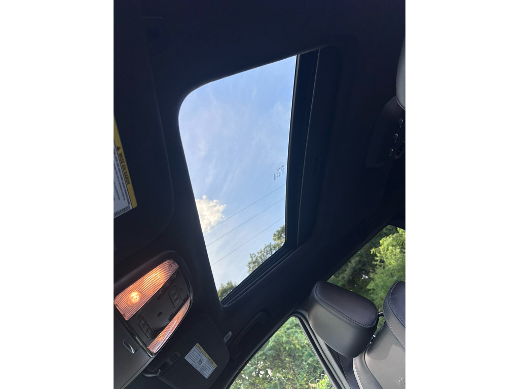 Used 2022 Dodge Durango Citadel RWD image 32