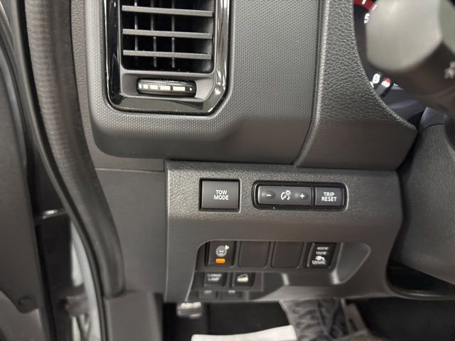 Used 2023 Nissan Frontier PRO-4X w/ Pro Convenience Package AWD/4WD image 29