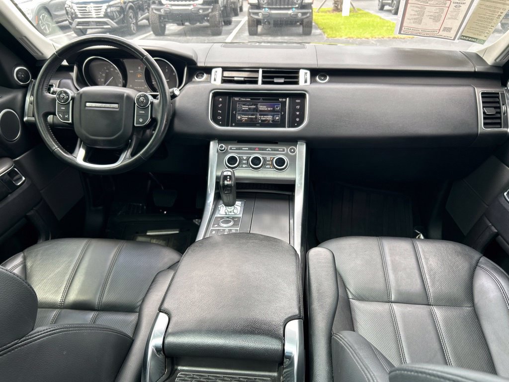 Used 2016 Land Rover Range Rover Sport SE AWD/4WD image 10