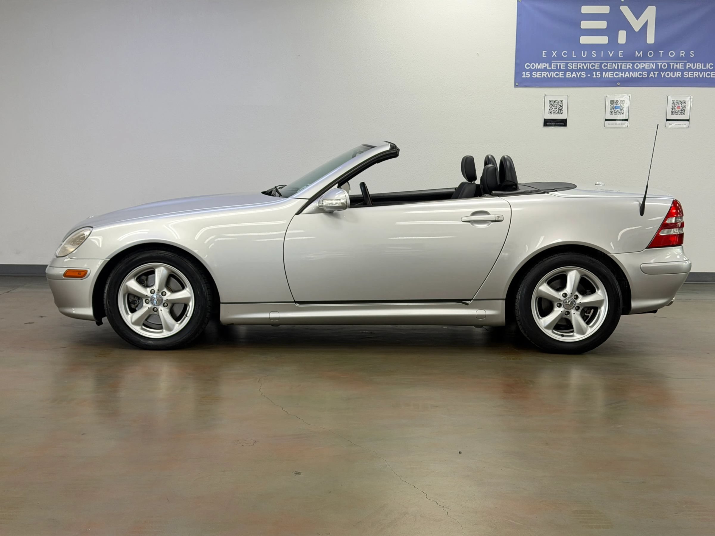 Used 2001 Mercedes-Benz SLK 320 image 12