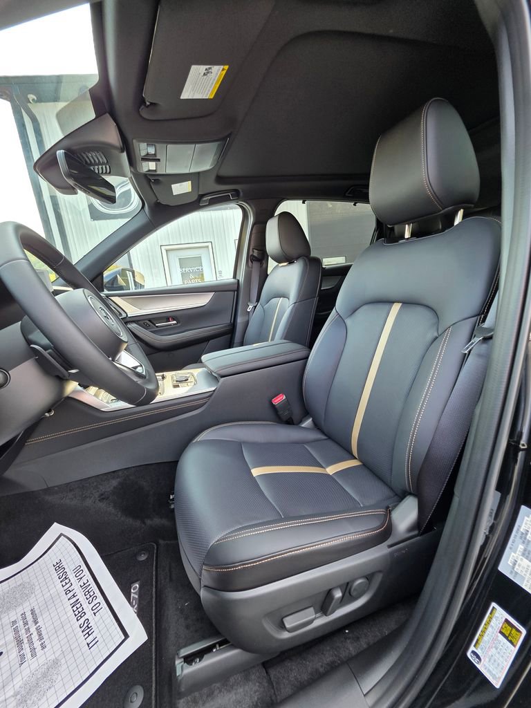 New 2025 MAZDA CX-70 Plug-In Hybrid w/ Premium Plus image 12