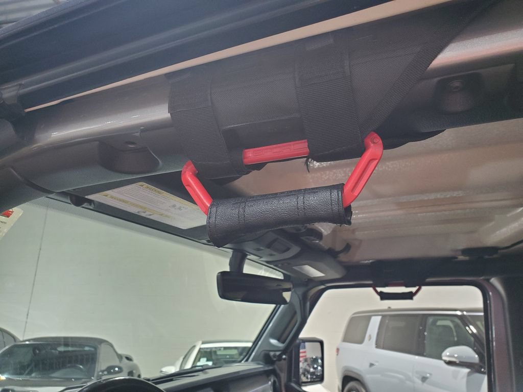 Used 2021 Jeep Wrangler Unlimited Sport AWD/4WD image 43